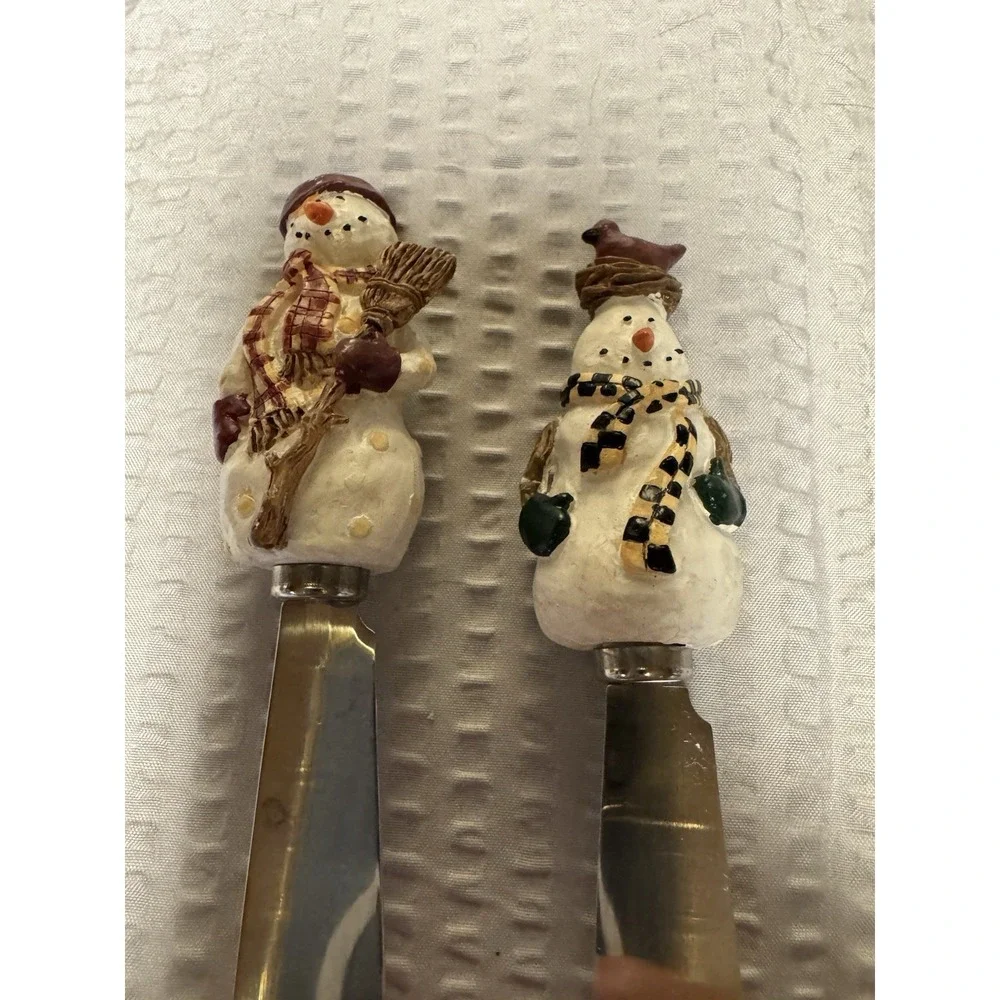 Set Of 2 Snowmen Butter Or Cheese Knives. 5‎ Inches.